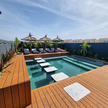 The Salty Pelican Yoga & Surf Retreat Peniche Exterior foto