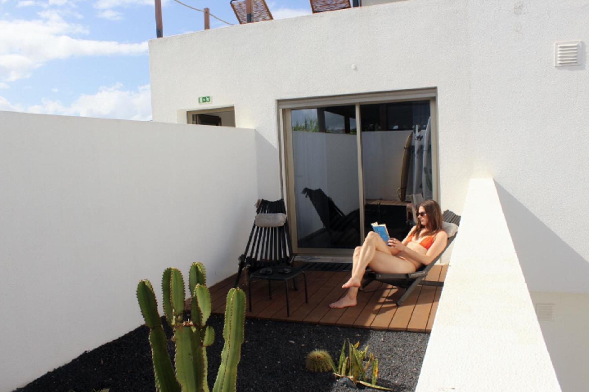 The Salty Pelican Yoga & Surf Retreat Peniche Habitación foto
